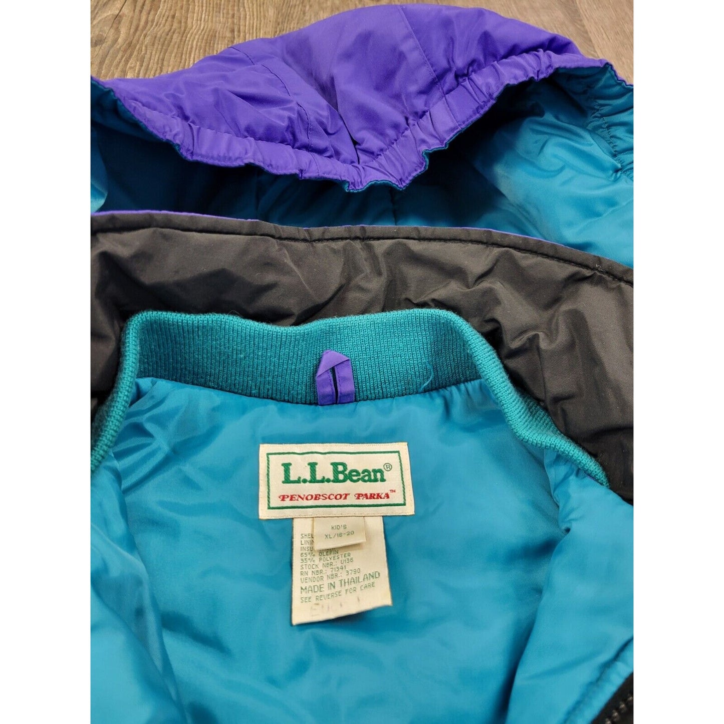 L.L. Bean Purple Vintage 1980s 1990s Snow Parka Hooded Ski Coat Small Gold Label