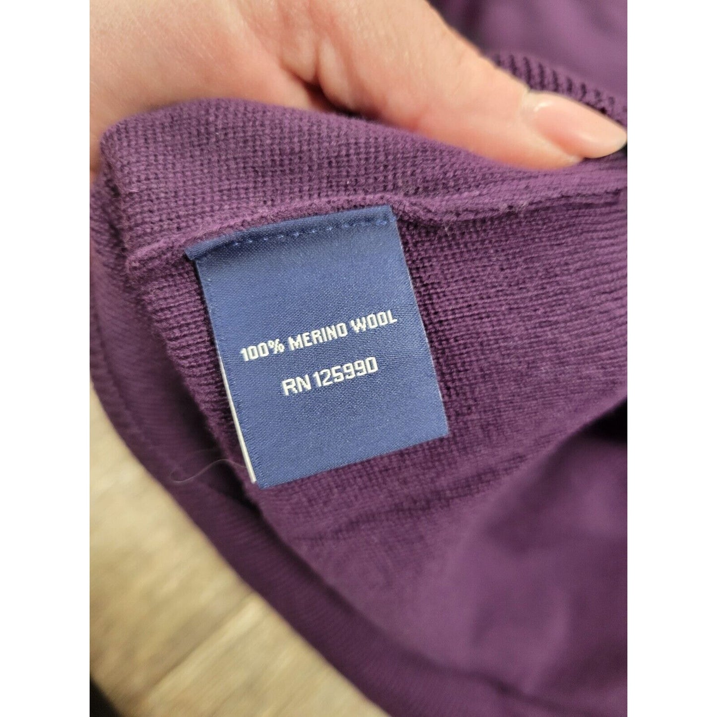 FACONNABLE Medium 100% Merino Wool Crew Neck Pullover Eggplant Purple Sweater