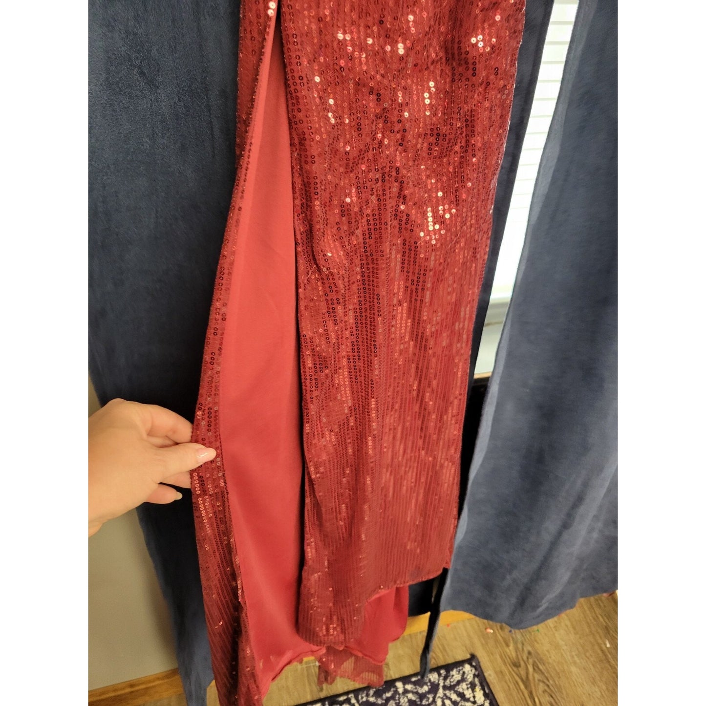 Cinderella Divine Maroon Burgundy Sequins Formal Dance Homecoming Dress Size 12
