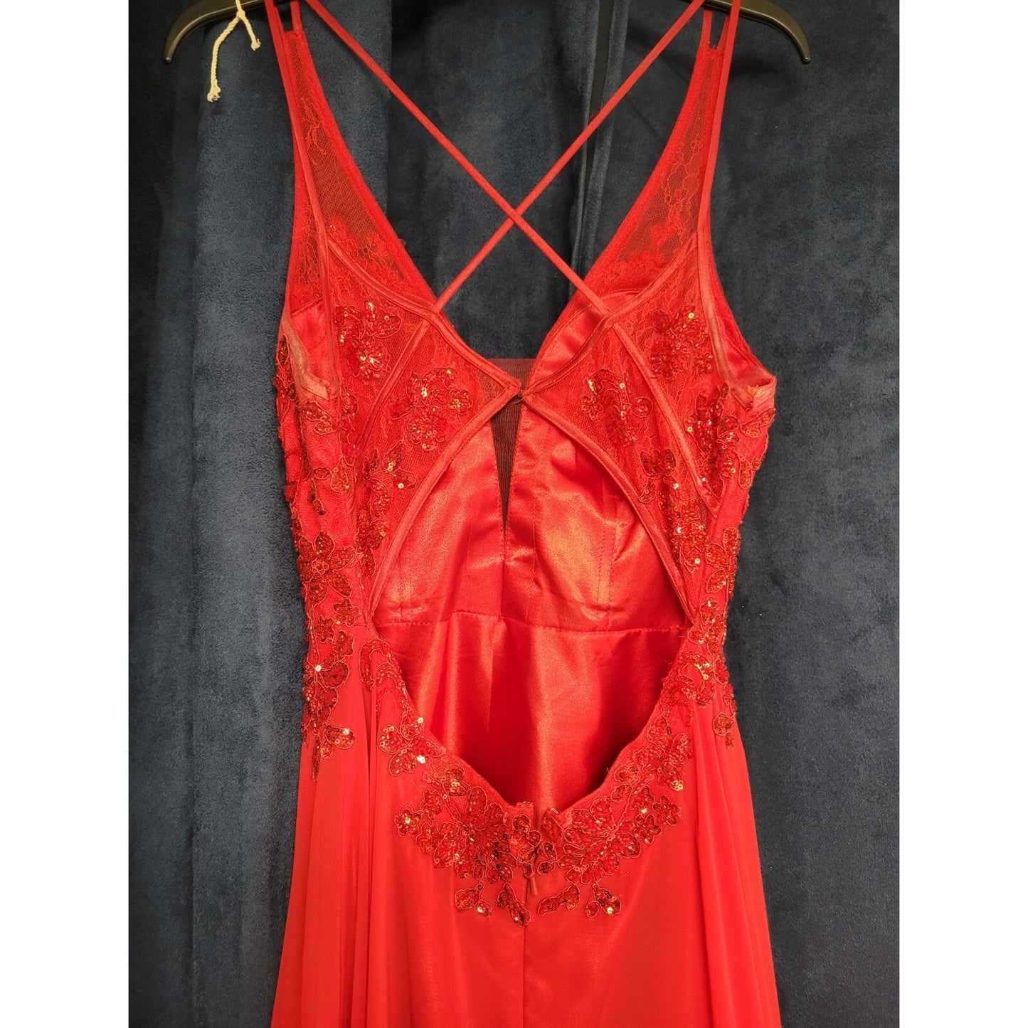 Dave & Johnny Bright Red Sequins Formal Dance Homecoming Dress Size 5/6