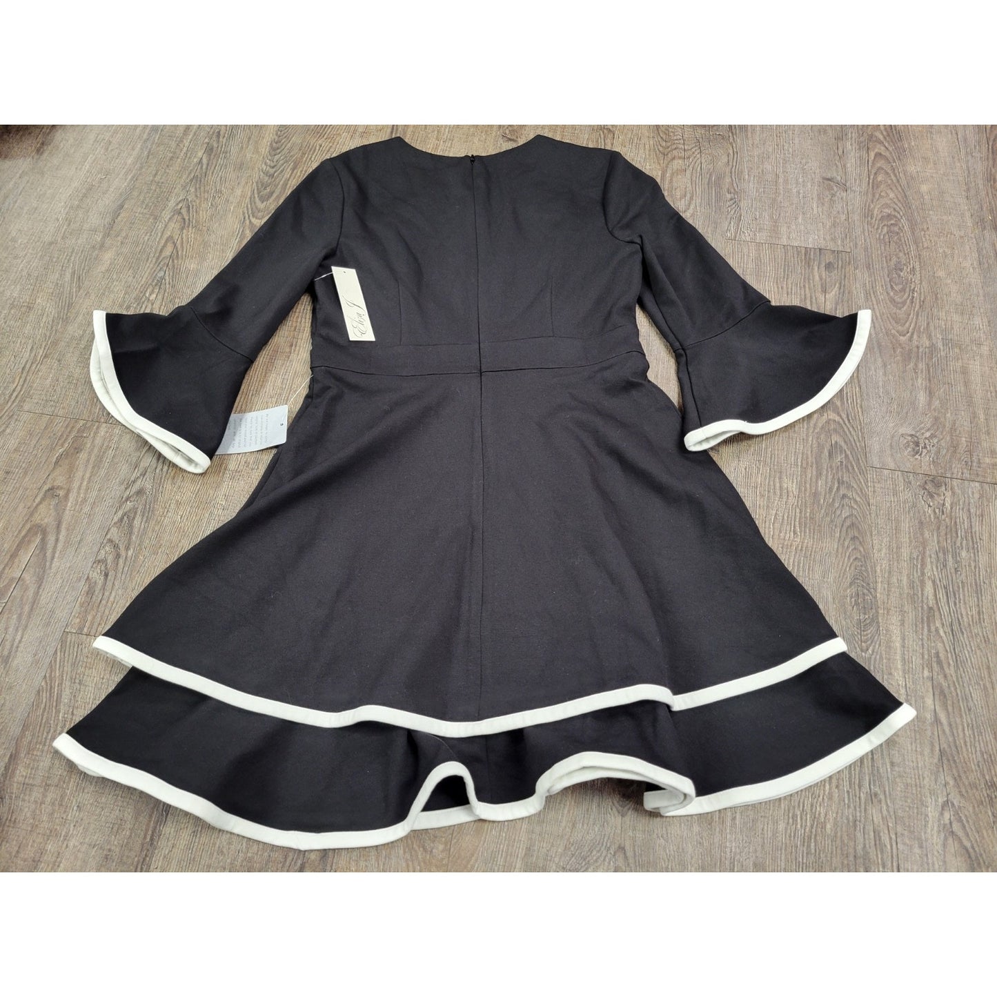 Eliza J NWT Black White Trim Bell Sleeve Layered Ponte Knit Fit N Flare Dress 8P