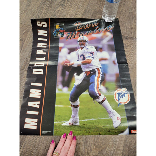 1993 Vintage Dan Marino Miami Dolphins Wall Poster 15.5" x 19.5"